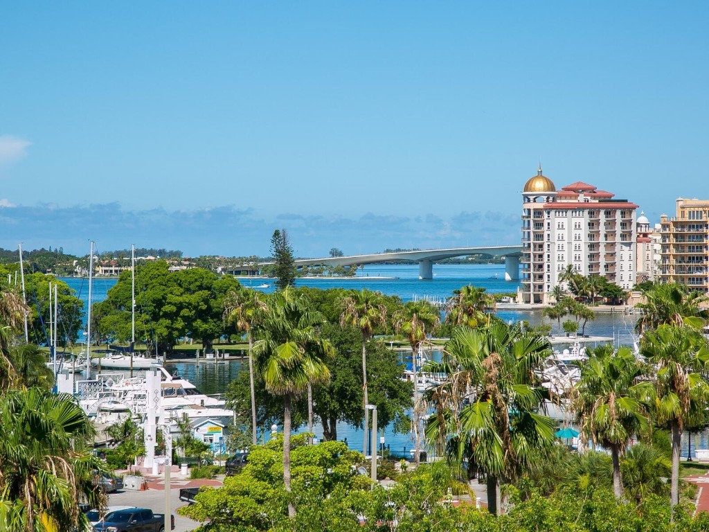 1821 Lincoln Drive Sarasota FL 34236 - HUDSON BAYOU A4669453 image10