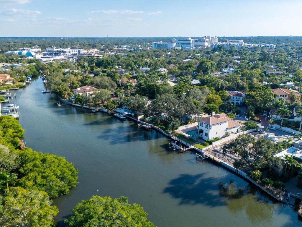 1821 Lincoln Drive Sarasota FL 34236 - HUDSON BAYOU A4669453 image25
