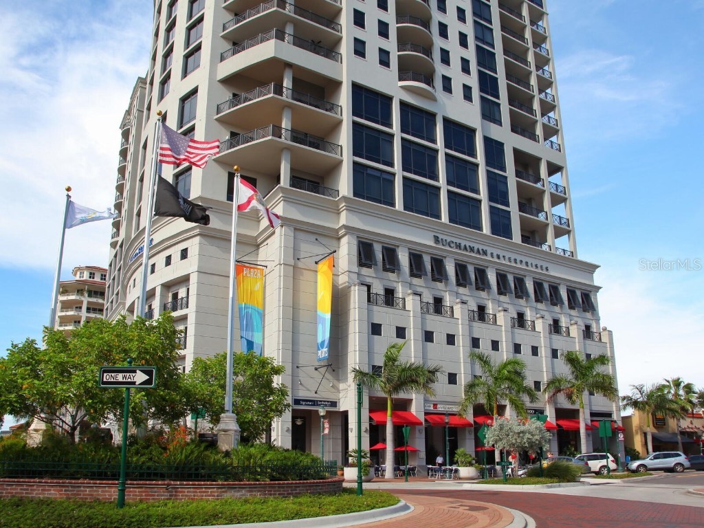 1821 Lincoln Drive Sarasota FL 34236 - HUDSON BAYOU A4669453 image31