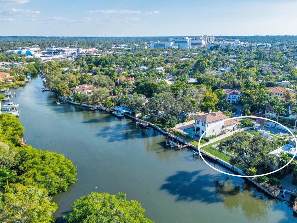 1821 Lincoln Drive Sarasota FL 34236 - HUDSON BAYOU A4669453 image4