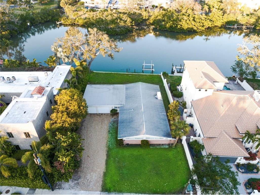 1821 Lincoln Drive Sarasota FL 34236 TB8343981 image1