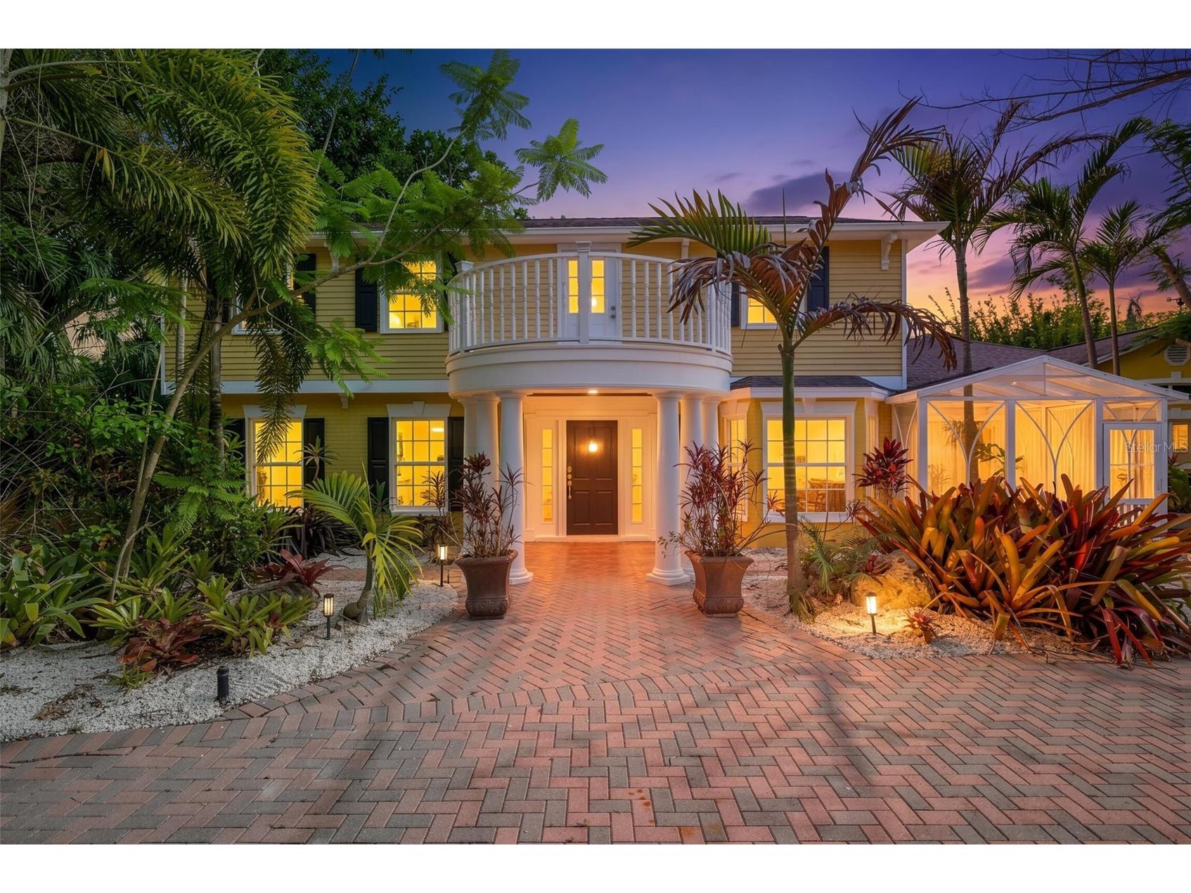 1821 Oak Creek Drive Dunedin FL 34698 TB8516583 image1