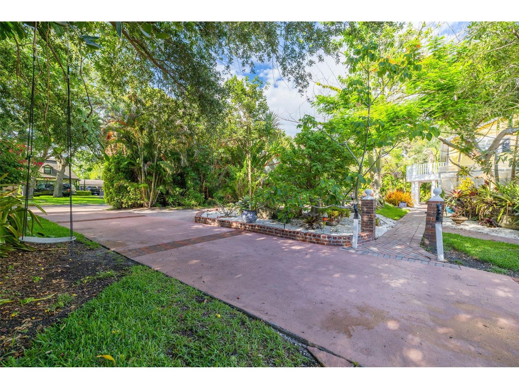 1821 Oak Creek Drive Dunedin FL 34698 TB8516583 image6