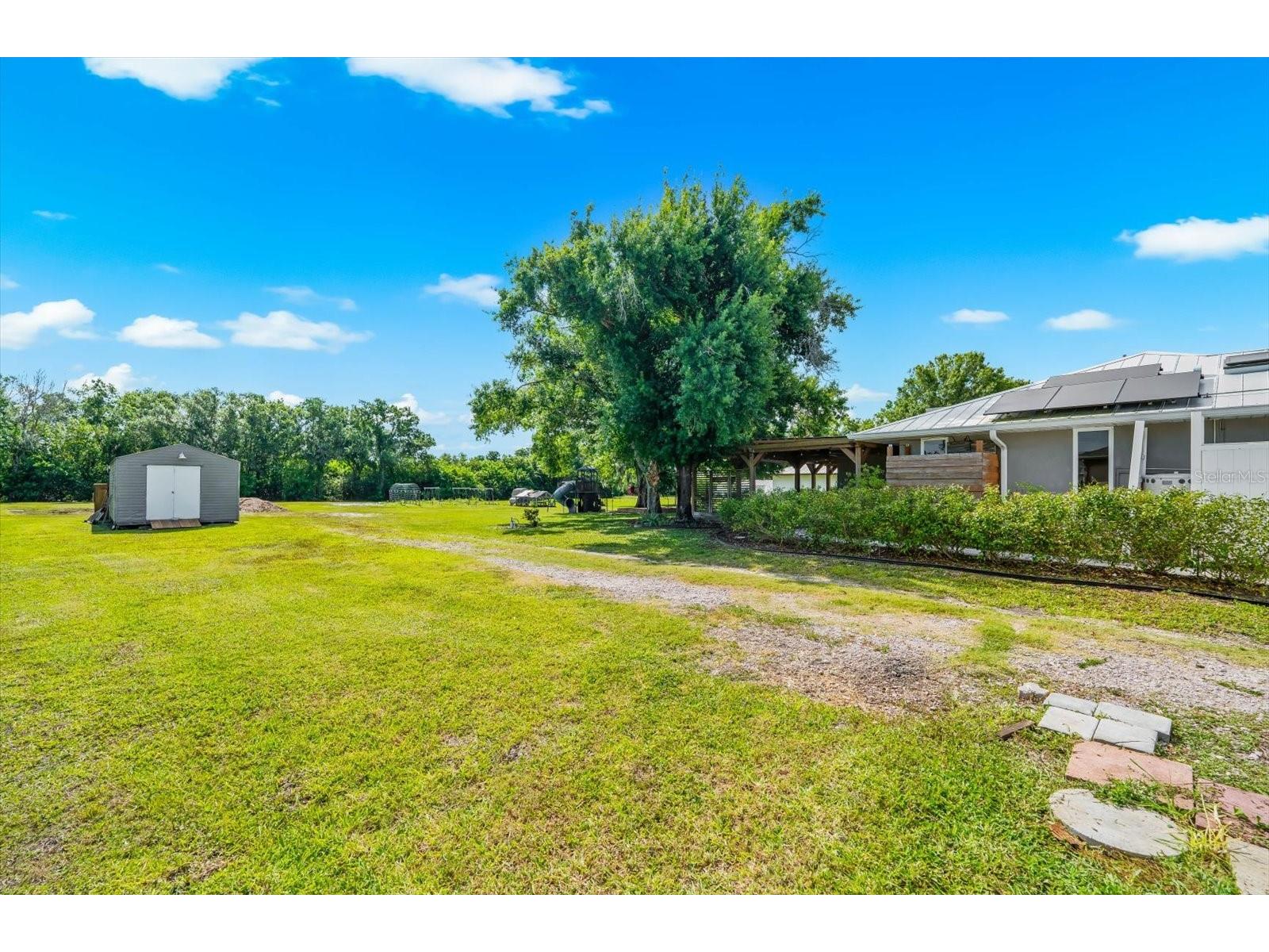 1821 Racimo Drive Sarasota FL 34240 A4690267 image39