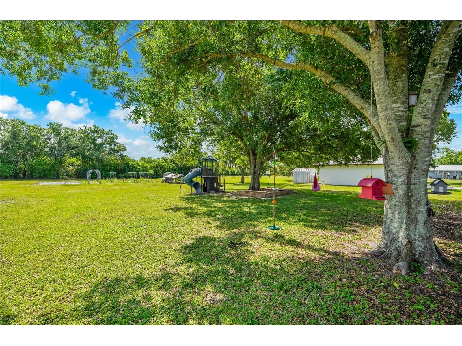 1821 Racimo Drive Sarasota FL 34240 A4690267 image40