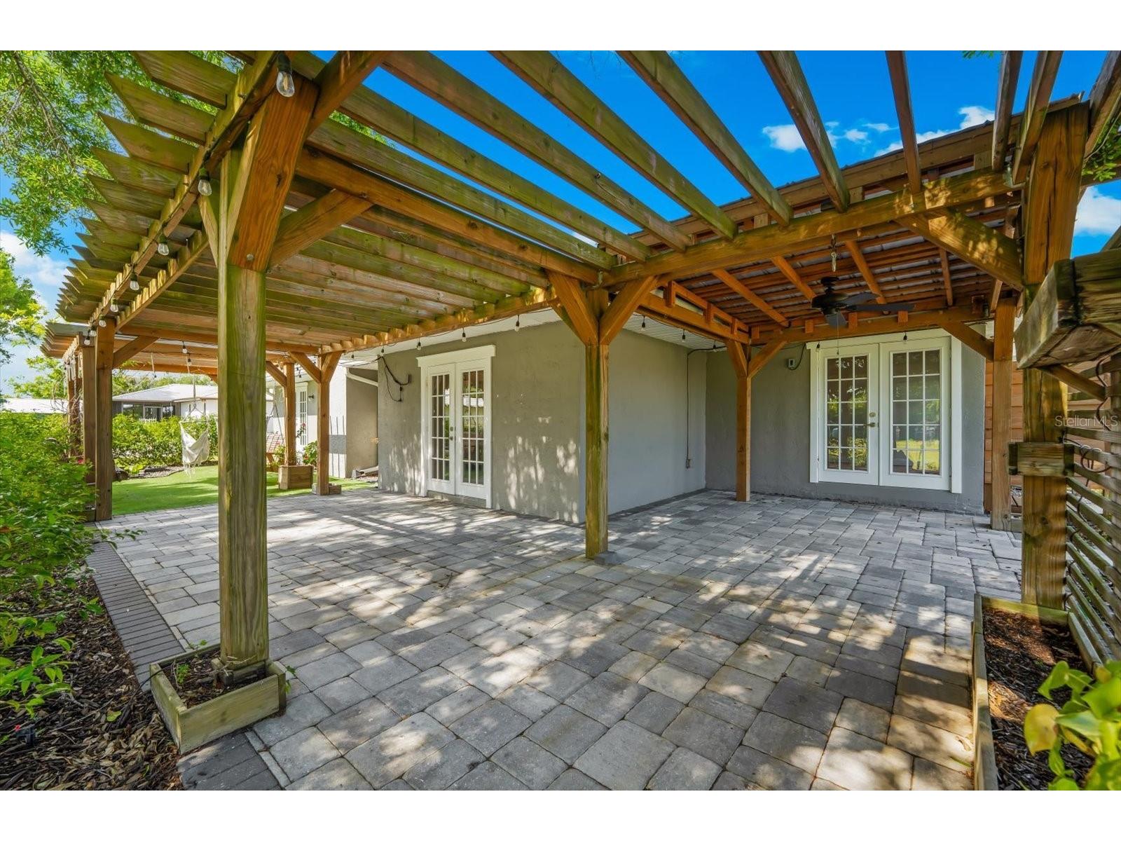 1821 Racimo Drive Sarasota FL 34240 A4690267 image43