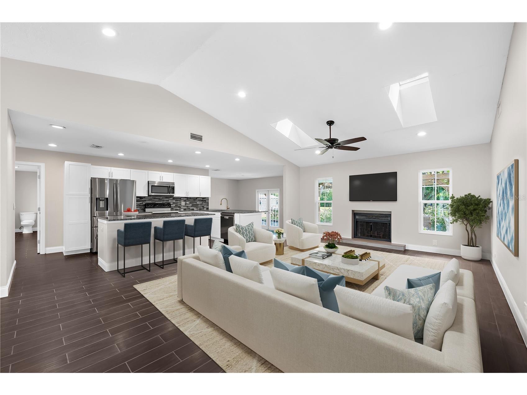 1821 Racimo Drive Sarasota FL 34240 A4690267 image7