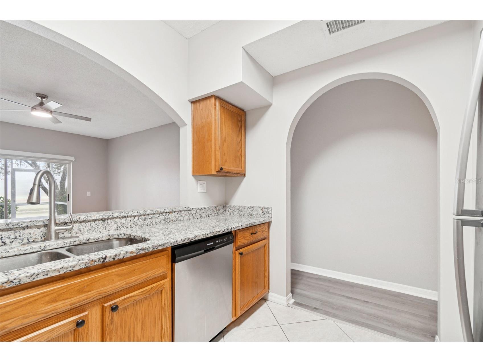 18214 Paradise Point Drive Tampa FL 33647 TB8461805 image10