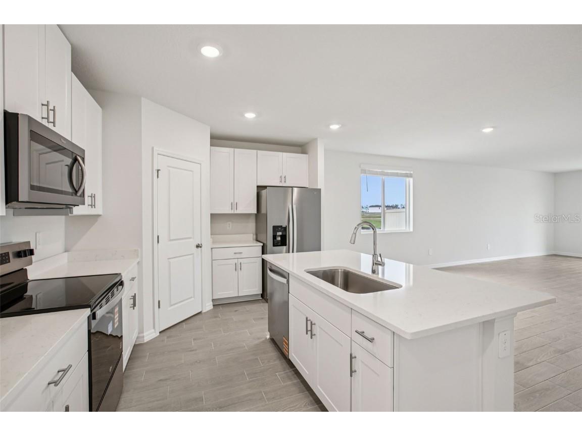 1822 Coolridge Place Zephyrhills FL 33541 O6368257 image12