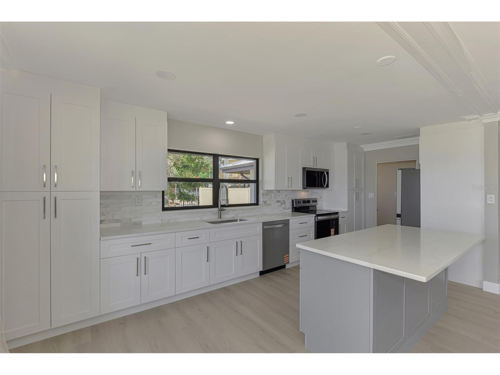 1822 Riverside Drive E Bradenton FL 34208 - MANATEE RIVER A4687798 image12