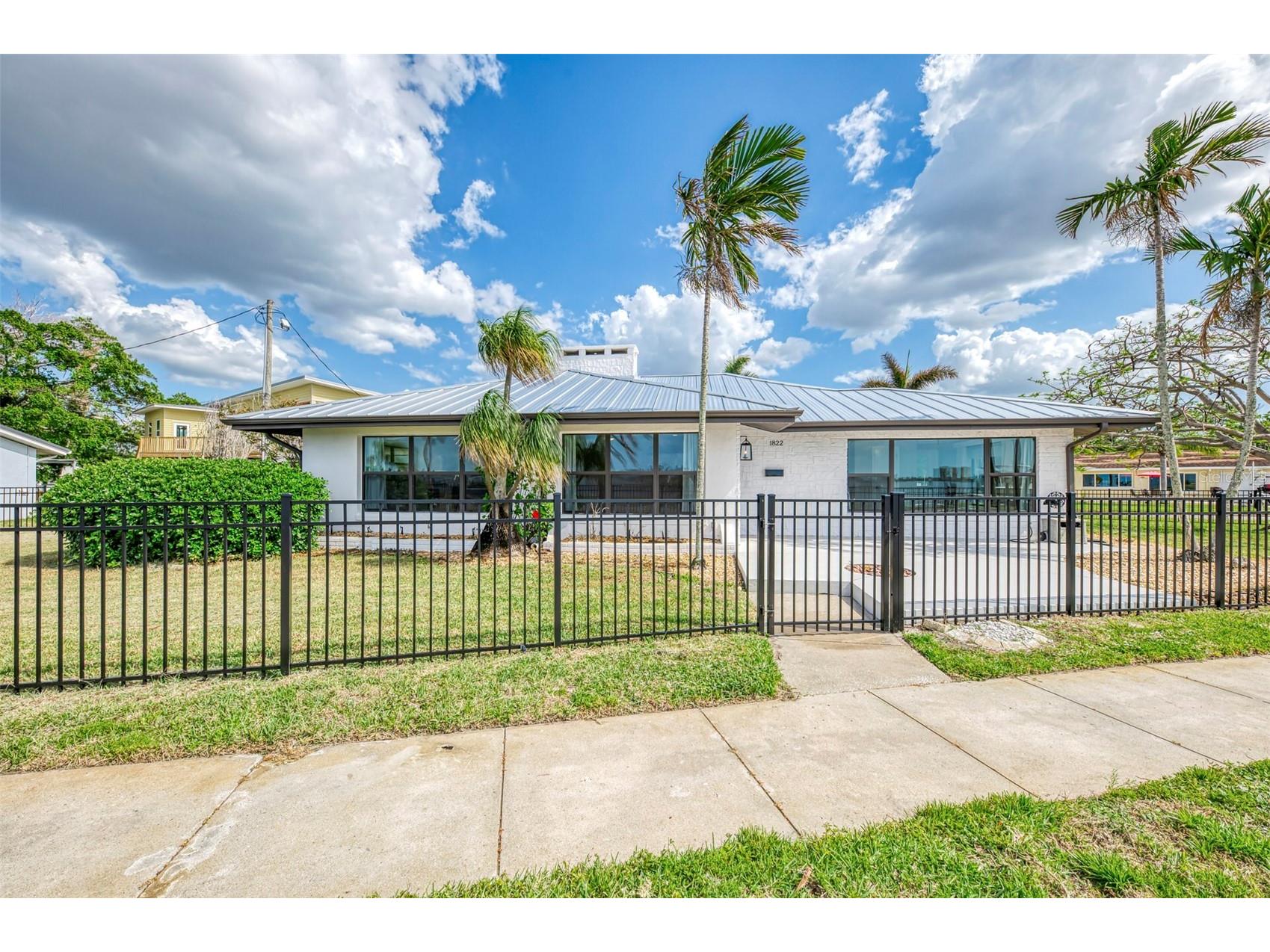 1822 Riverside Drive E Bradenton FL 34208 - MANATEE RIVER A4687798 image2