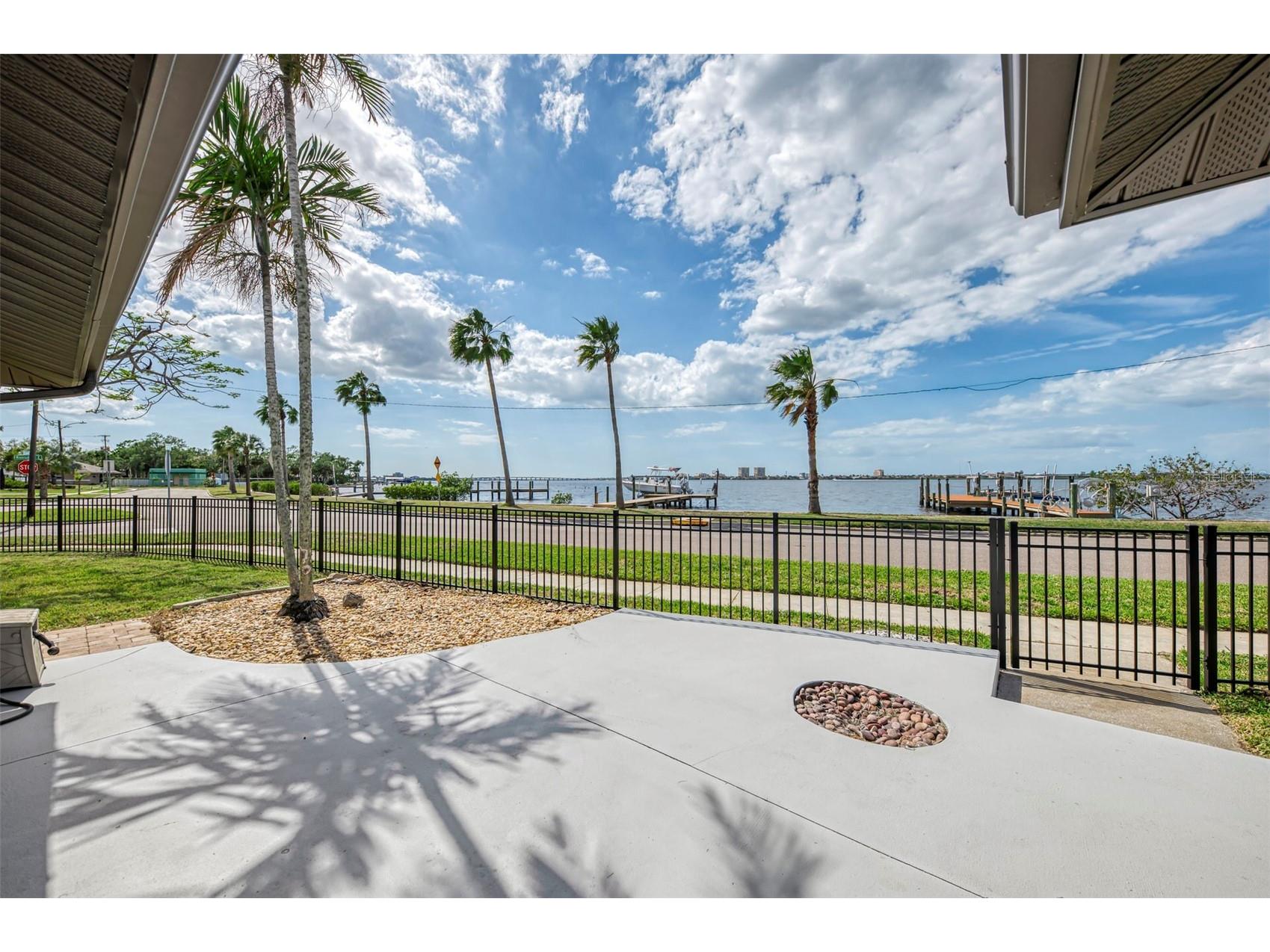 1822 Riverside Drive E Bradenton FL 34208 - MANATEE RIVER A4687798 image6