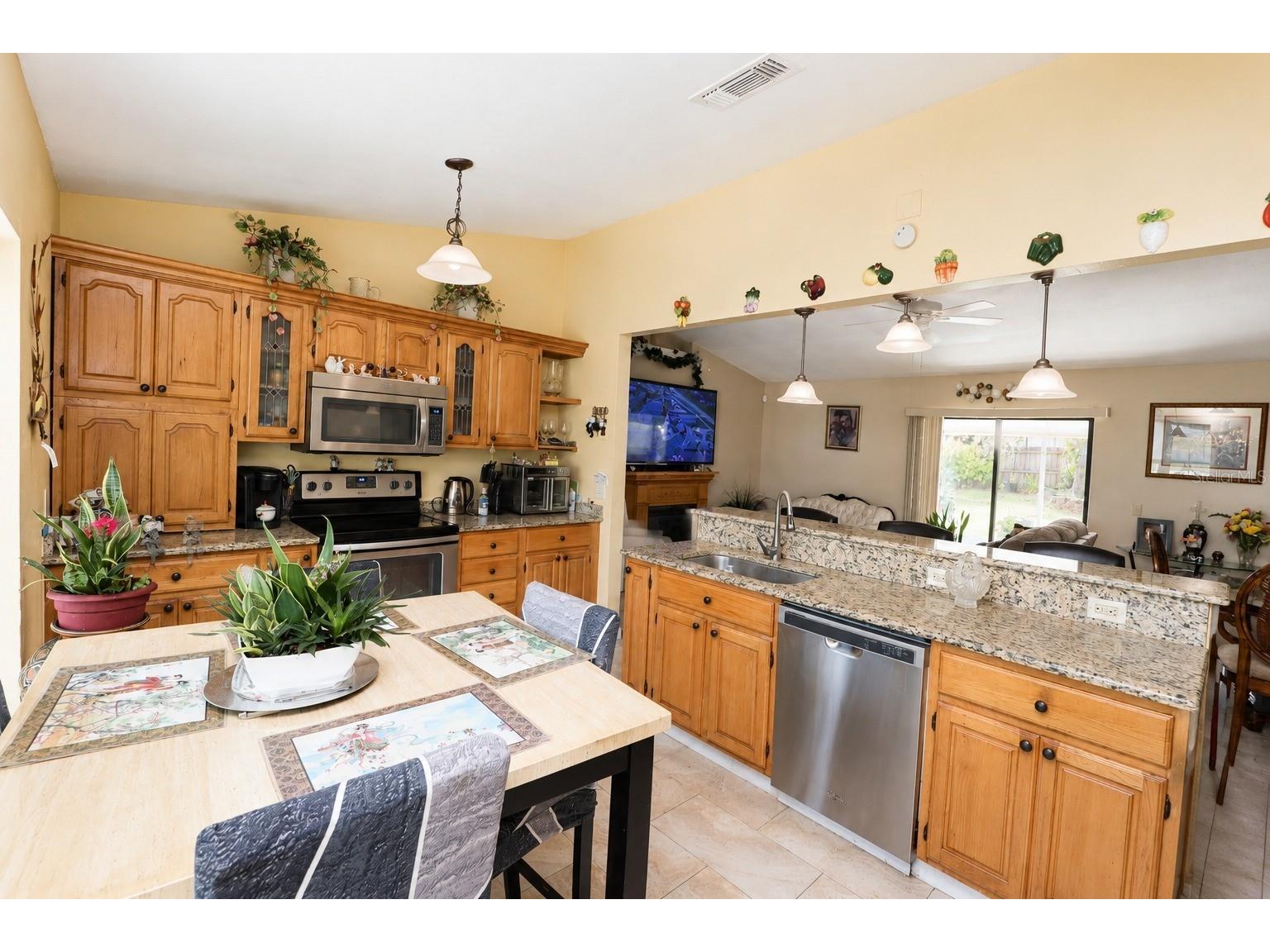 1822 S Houston Dr Deltona FL 32738 V4949651 image11
