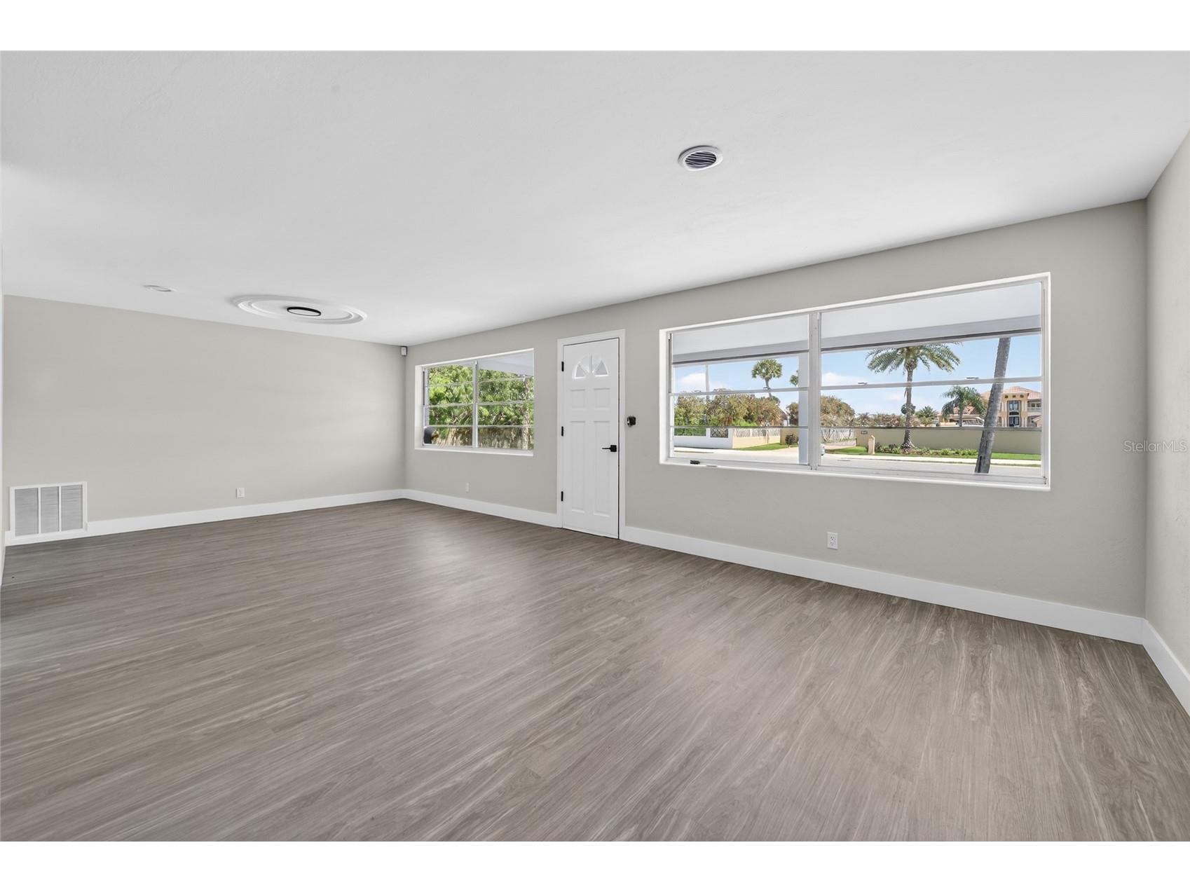 1822 S Palmetto Avenue South Daytona FL 32119 NS1087755 image9