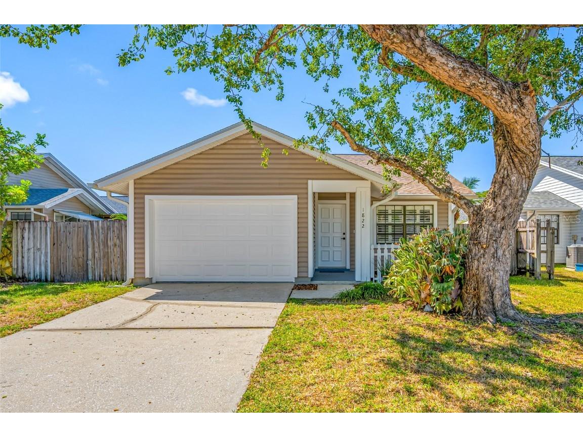 1822 Tall Pines Drive Largo FL 33771 TB8438414 image1