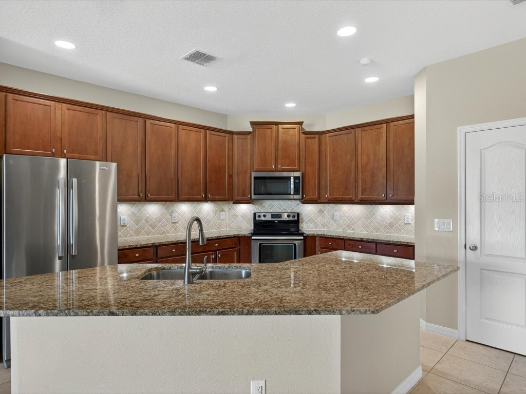 1822 Trophy Bass Way Kissimmee FL 34746 O6363370 image7