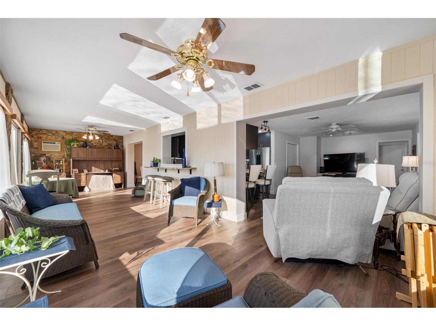 1822 Winchester Road N Saint Petersburg FL 33710 TB8473090 image14