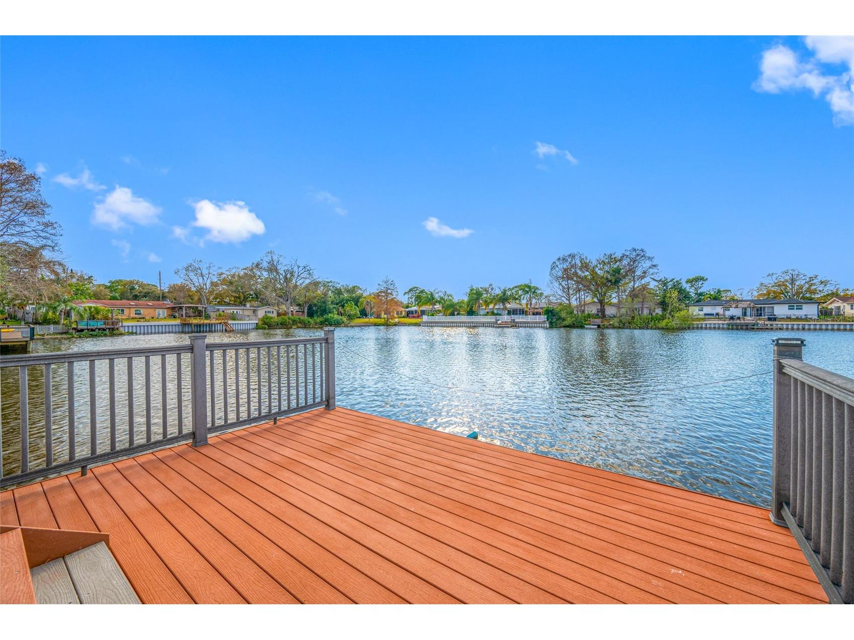 1822 Winchester Road N Saint Petersburg FL 33710 TB8473090 image2