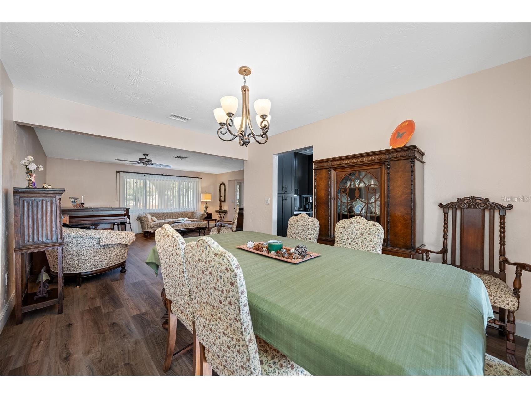 1822 Winchester Road N Saint Petersburg FL 33710 TB8473090 image29