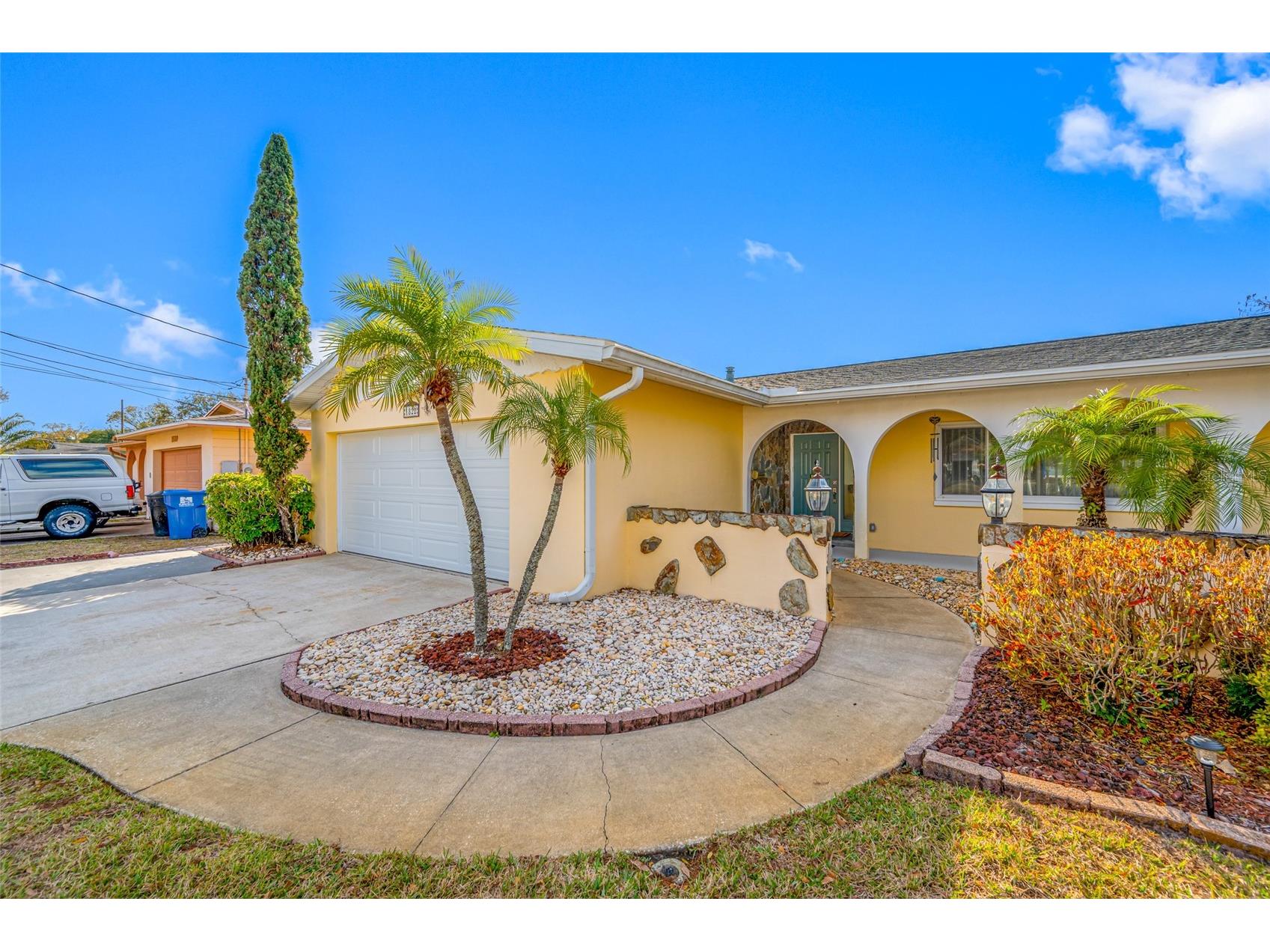 1822 Winchester Road N Saint Petersburg FL 33710 TB8473090 image3