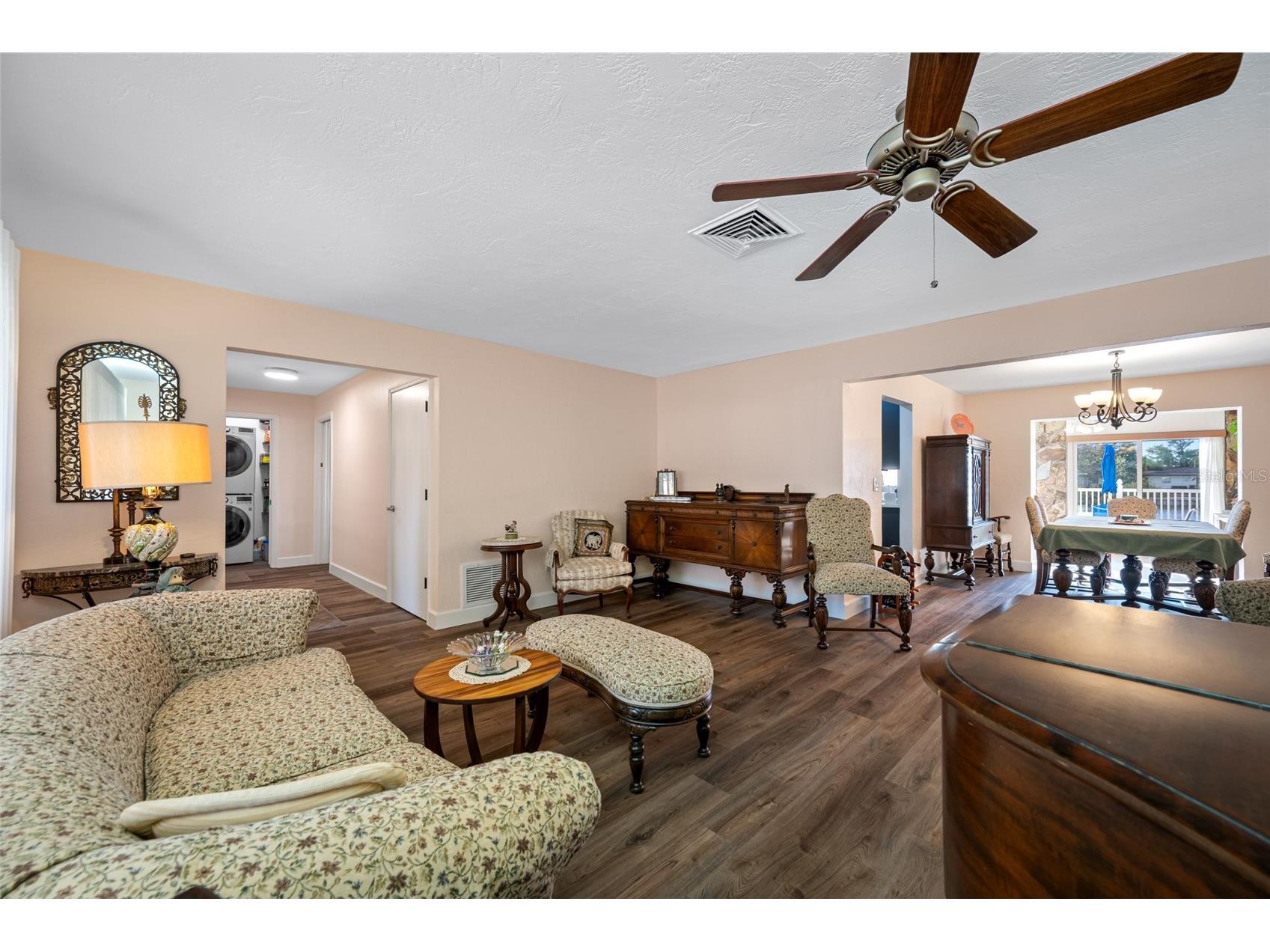 1822 Winchester Road N Saint Petersburg FL 33710 TB8473090 image30