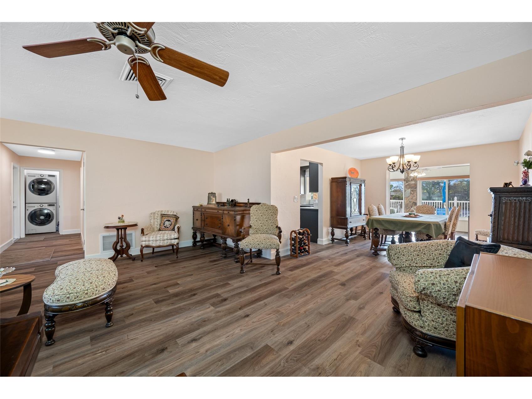 1822 Winchester Road N Saint Petersburg FL 33710 TB8473090 image32