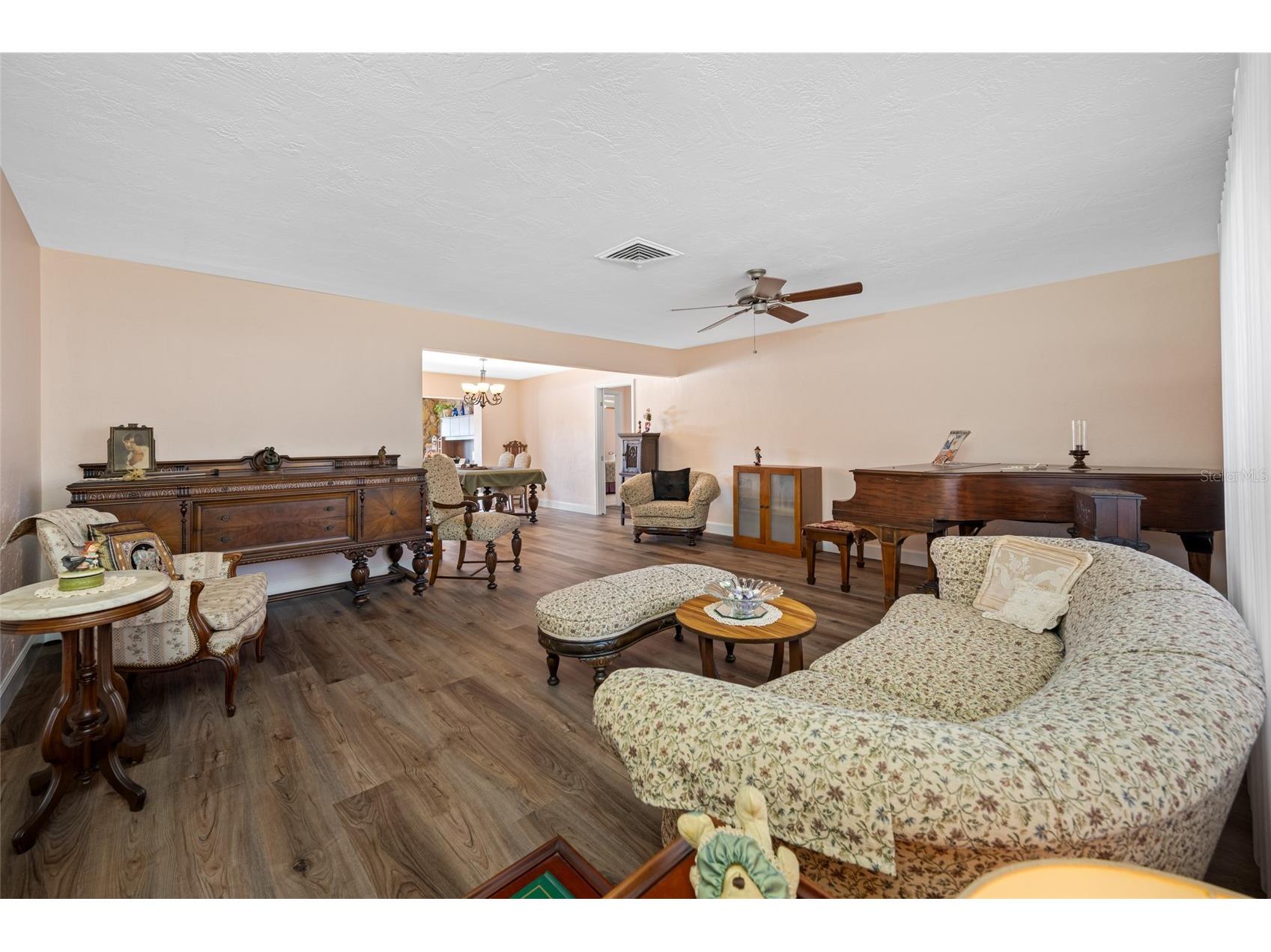 1822 Winchester Road N Saint Petersburg FL 33710 TB8473090 image34