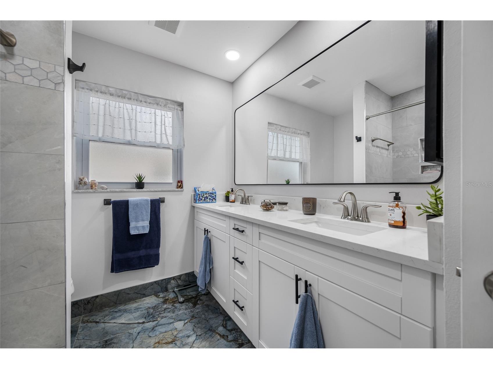 1822 Winchester Road N Saint Petersburg FL 33710 TB8473090 image45