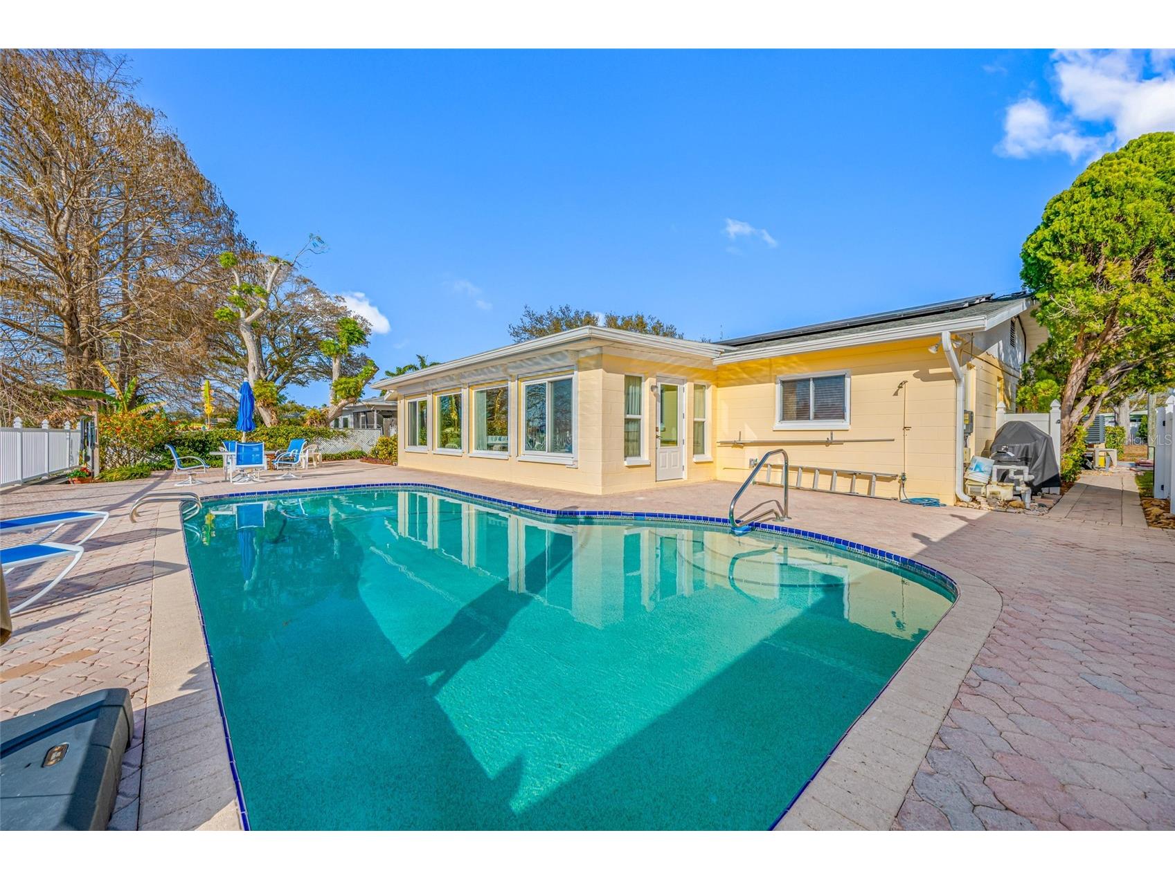 1822 Winchester Road N Saint Petersburg FL 33710 TB8473090 image55