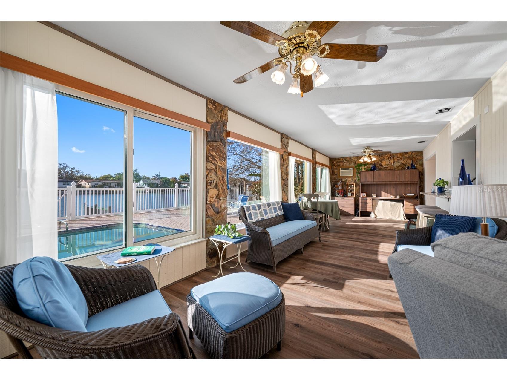 1822 Winchester Road N Saint Petersburg FL 33710 TB8473090 image9