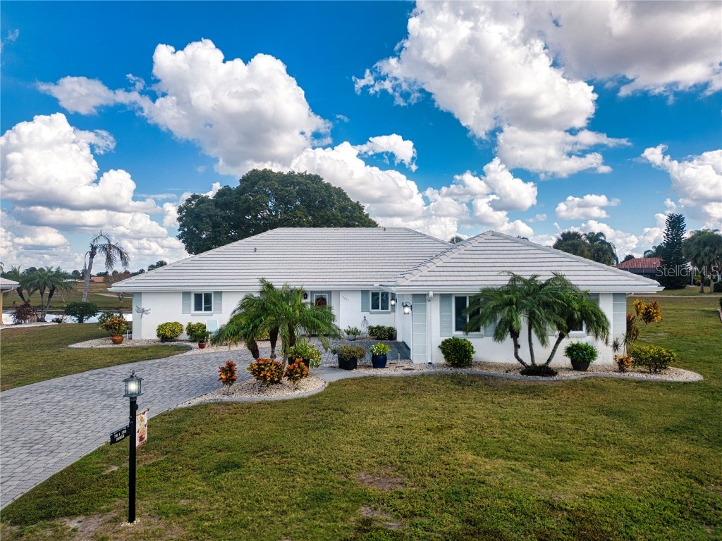 1822 Wolf Laurel Drive Sun City Center FL 33573 T3485283 image1