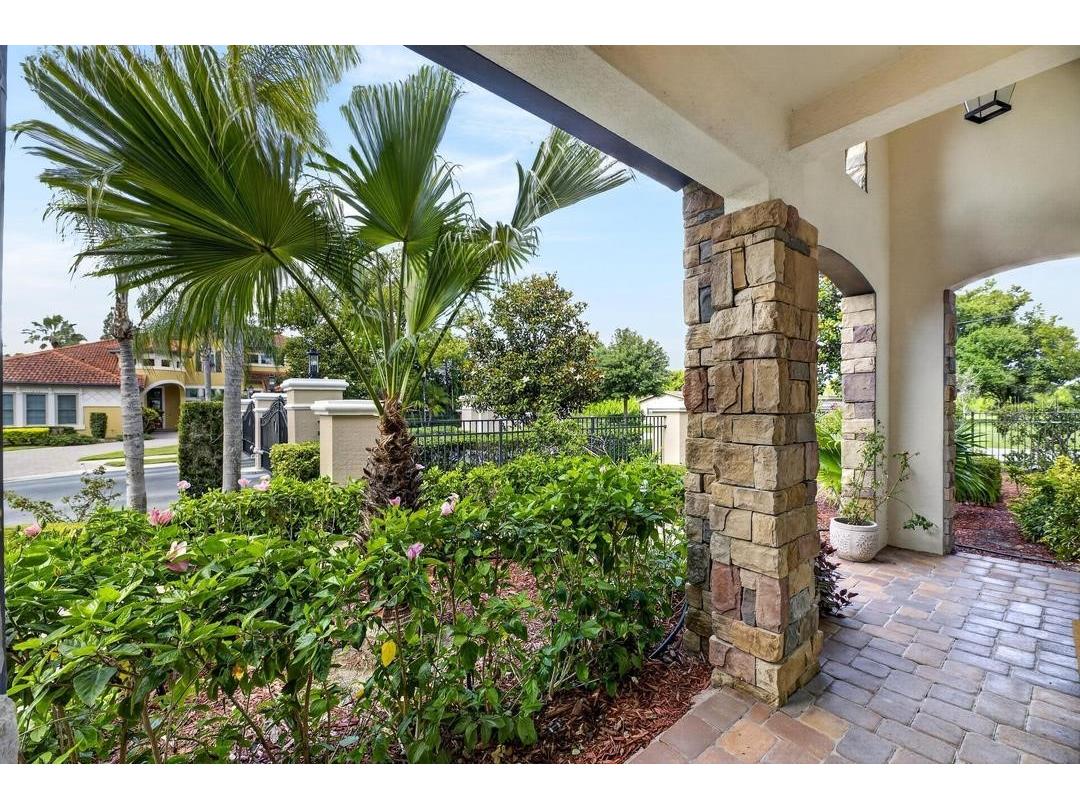 1823 Bella Casa Court Tampa FL 33618 TB8513537 image11