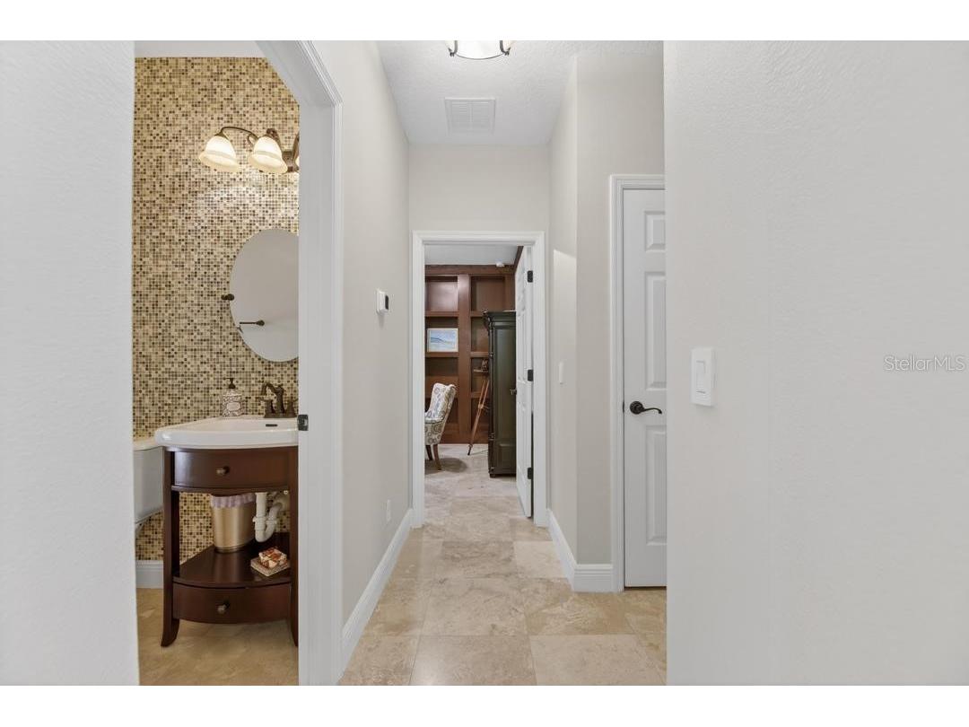 1823 Bella Casa Court Tampa FL 33618 TB8513537 image43