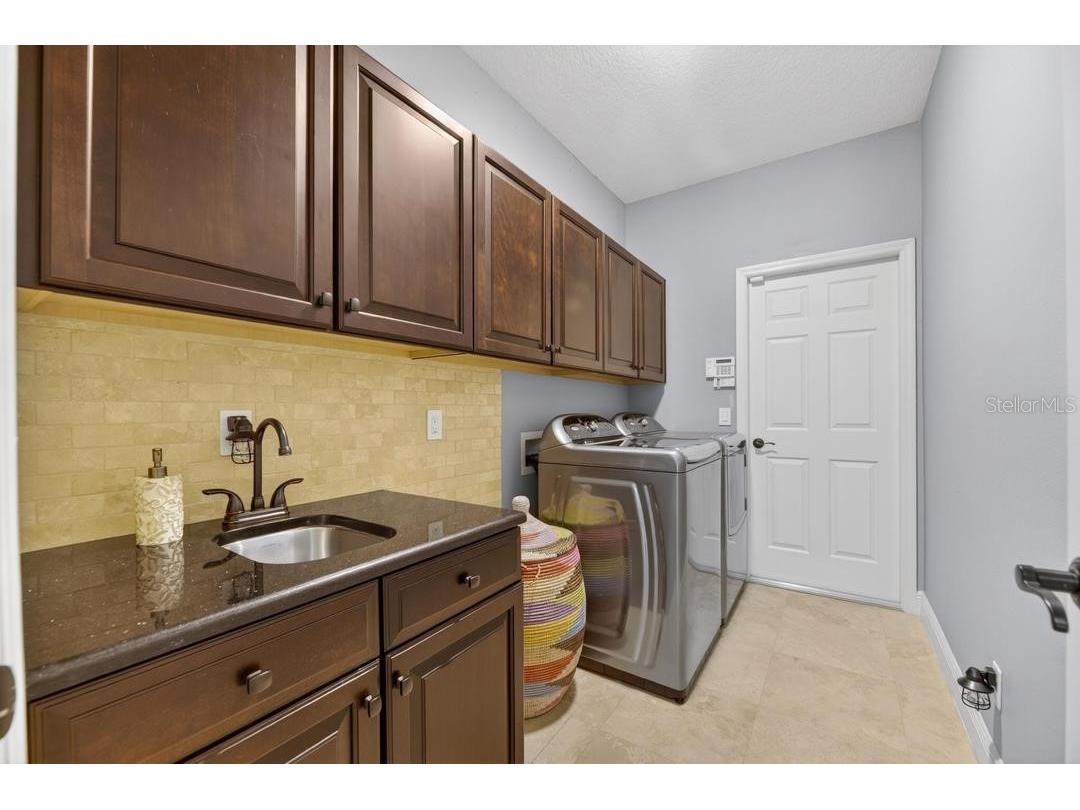 1823 Bella Casa Court Tampa FL 33618 TB8513537 image84