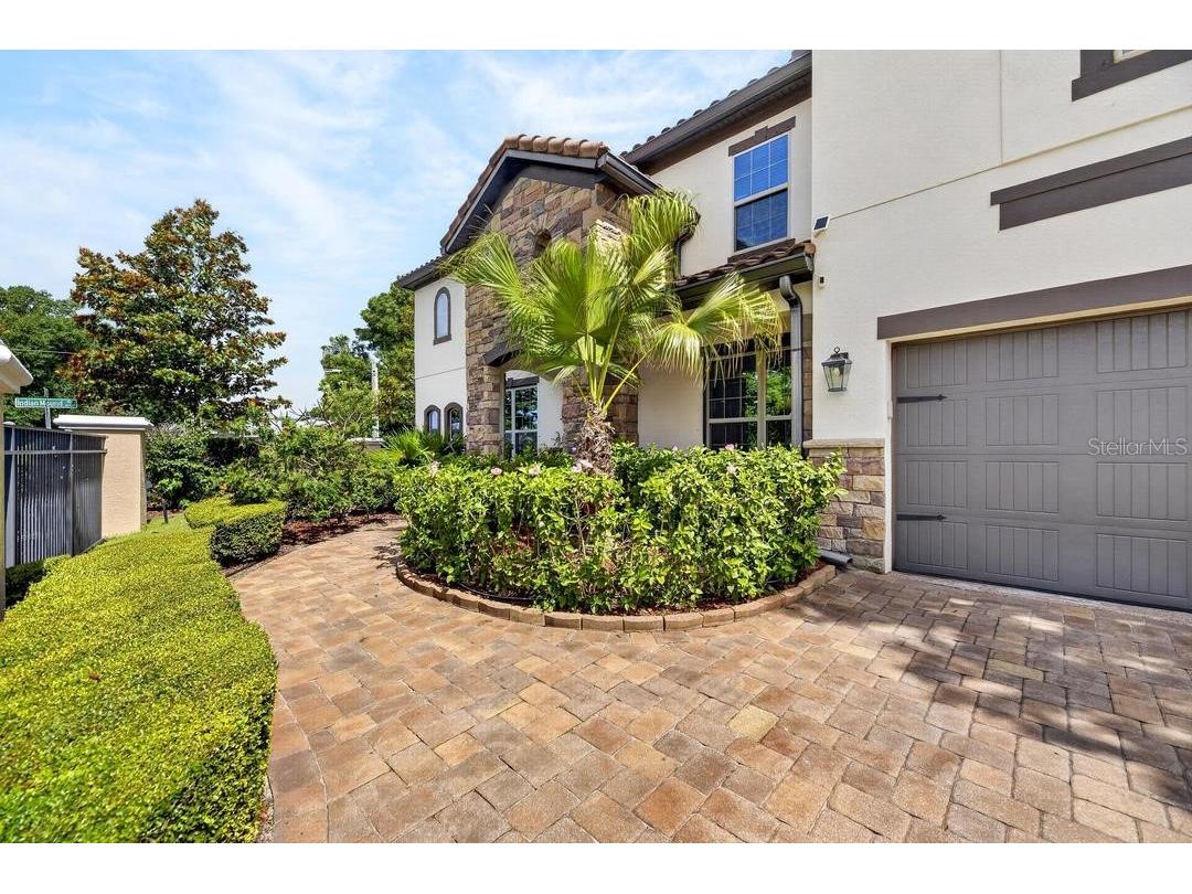 1823 Bella Casa Court Tampa FL 33618 TB8513537 image86