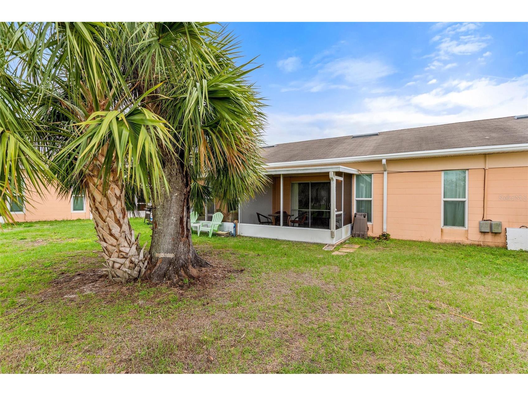 1823 Club Circle Lakeshore FL 33854 P4938048 image12