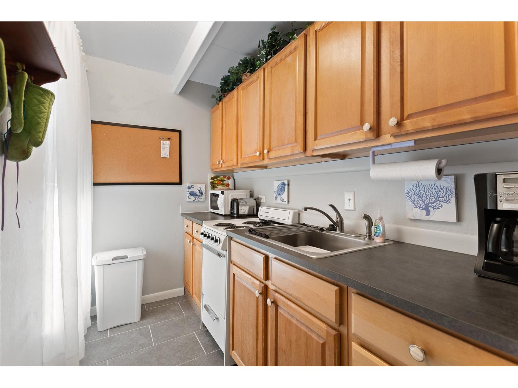 1823 Club Circle Lakeshore FL 33854 P4938048 image4