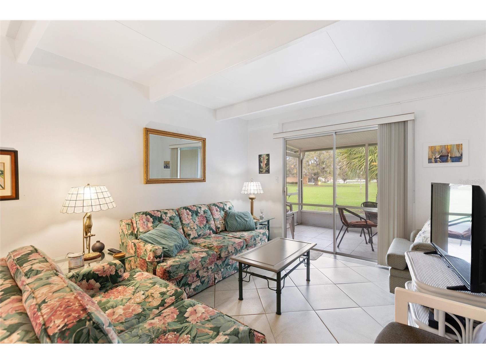 1823 Club Circle Lakeshore FL 33854 P4938048 image8