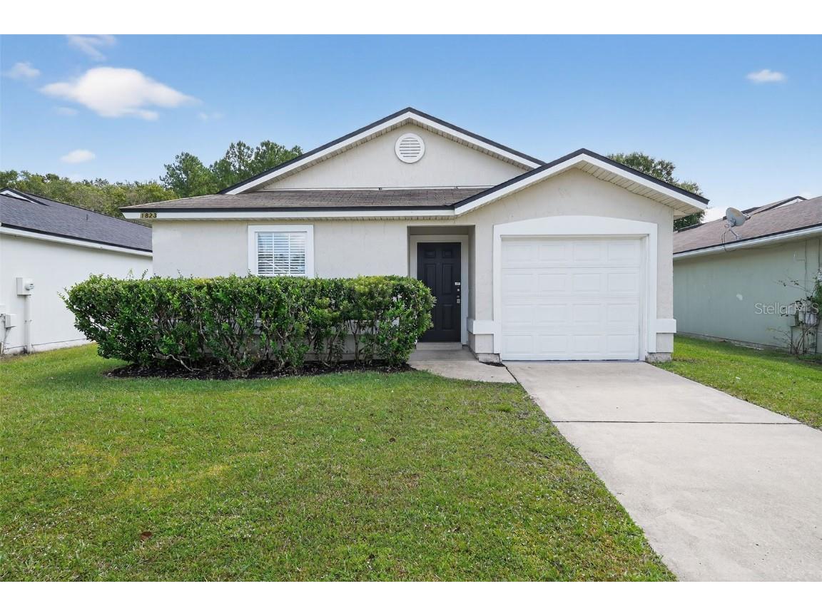 1823 Pineta Cove Drive Middleburg FL 32068 TB8428682 image1