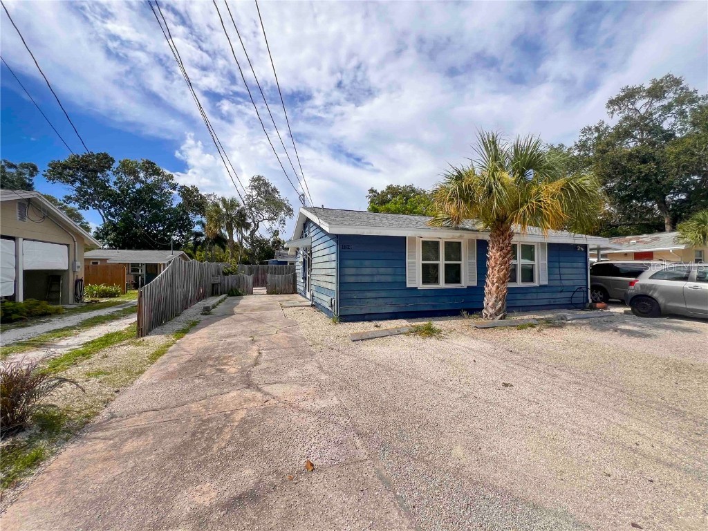 1823 Robinhood Street Sarasota FL 34231 A4616183 image1