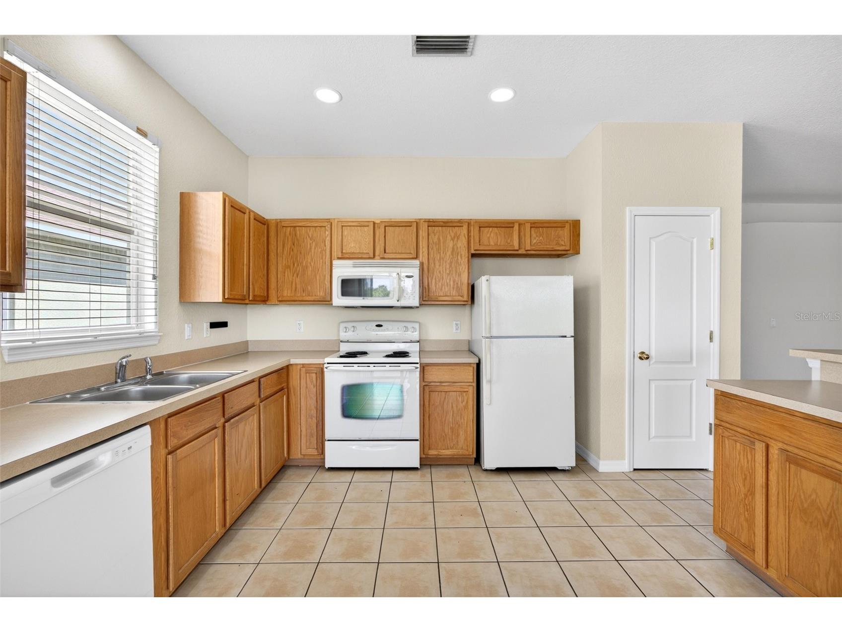 1823 Scarlett Avenue North Port FL 34289 C7525438 image12