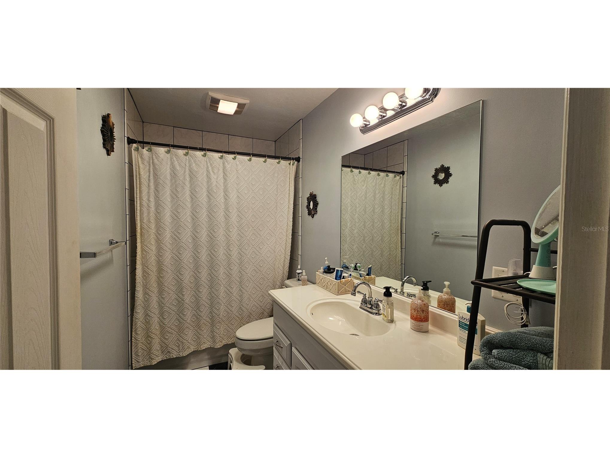 1823 SE 15th Street Cape Coral FL 33990 C7525453 image16