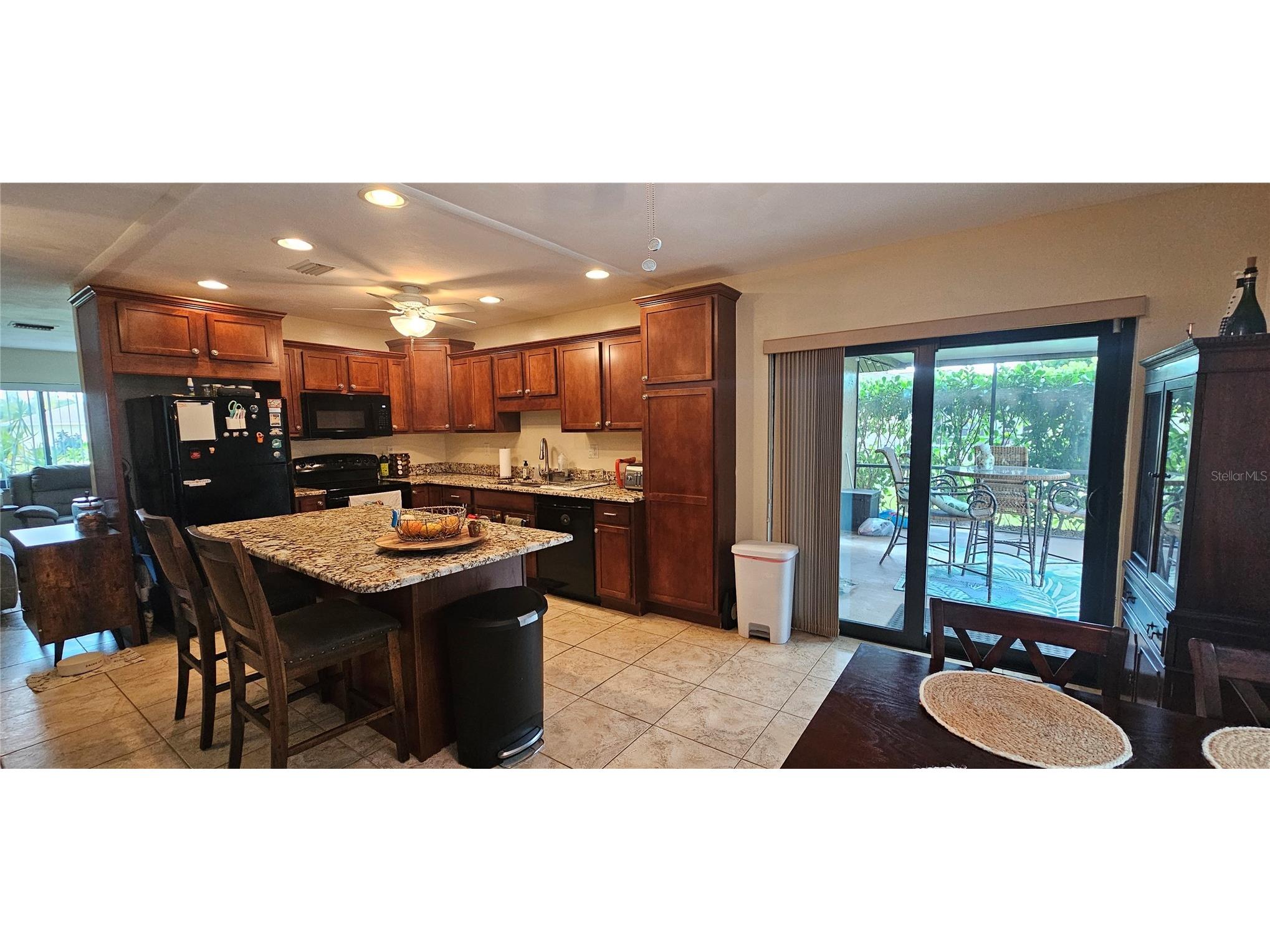 1823 SE 15th Street Cape Coral FL 33990 C7525453 image3