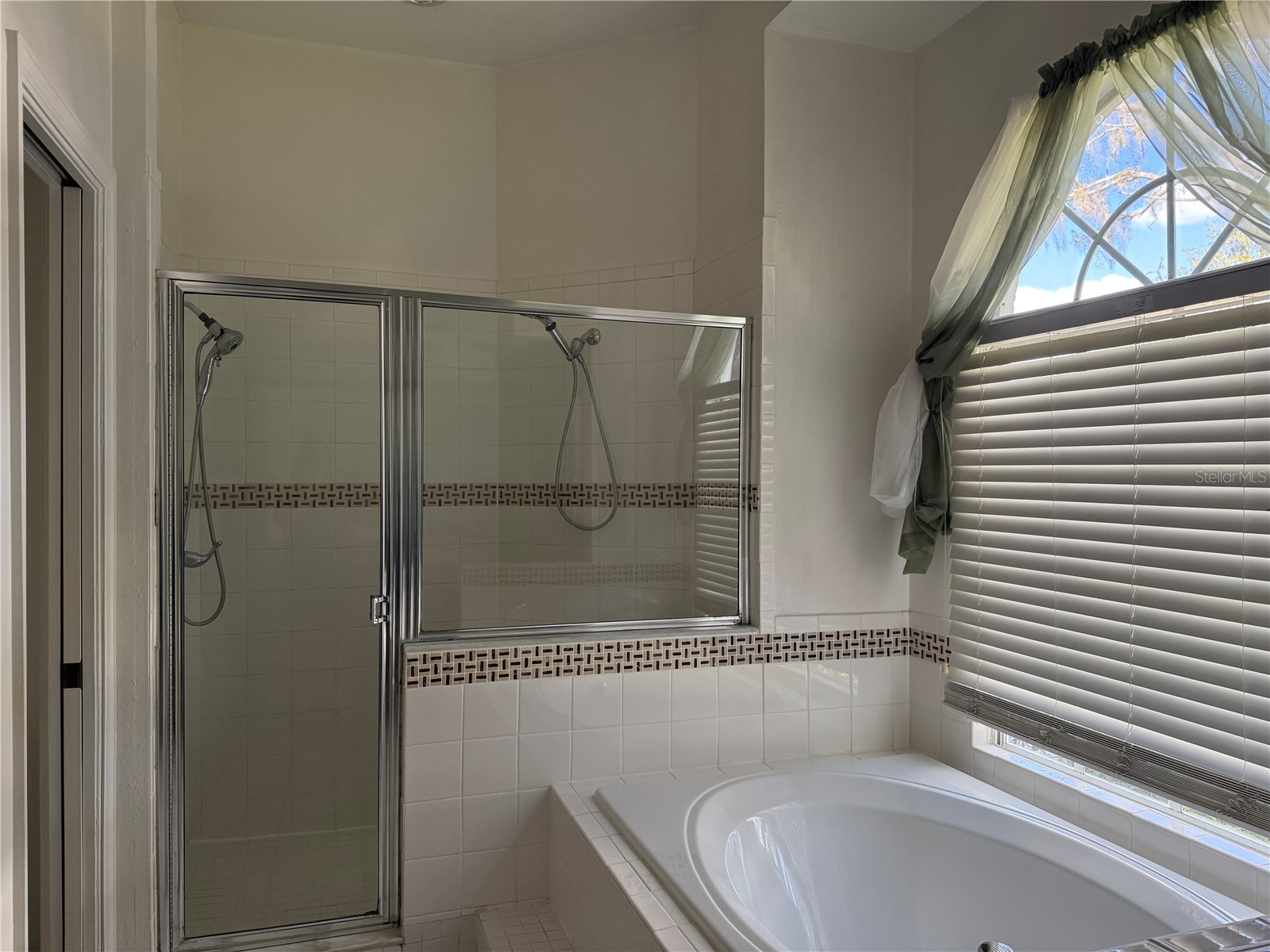 18230 Dolly Brook Lane Lutz FL 33549 TB8466437 image10