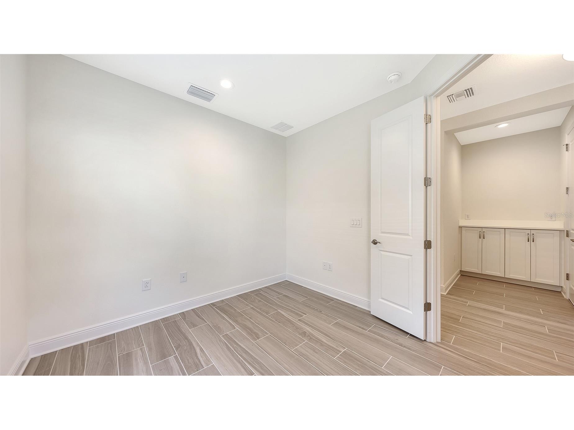 18230 Vizcaya Court Venice FL 34293 A4671565 image16