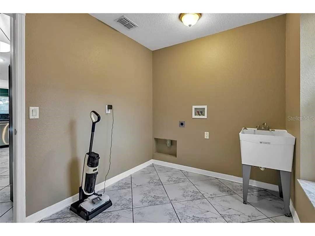 18236 Macek Road Weeki Wachee FL 34614 W7882530 image28