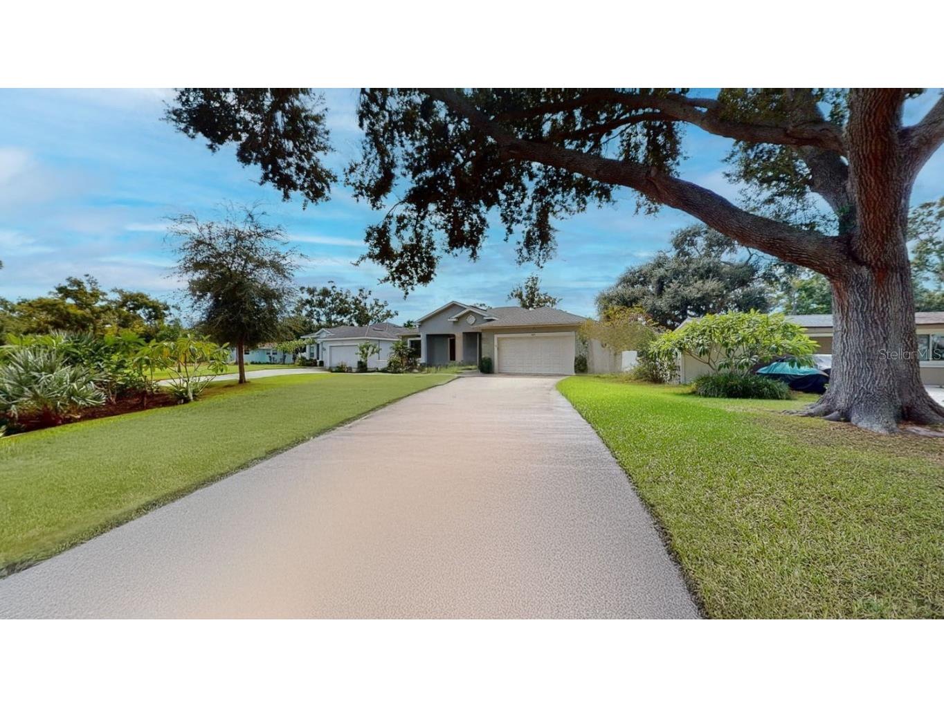 1824 Bonita Way S Saint Petersburg FL 33712 TB8442725 image1