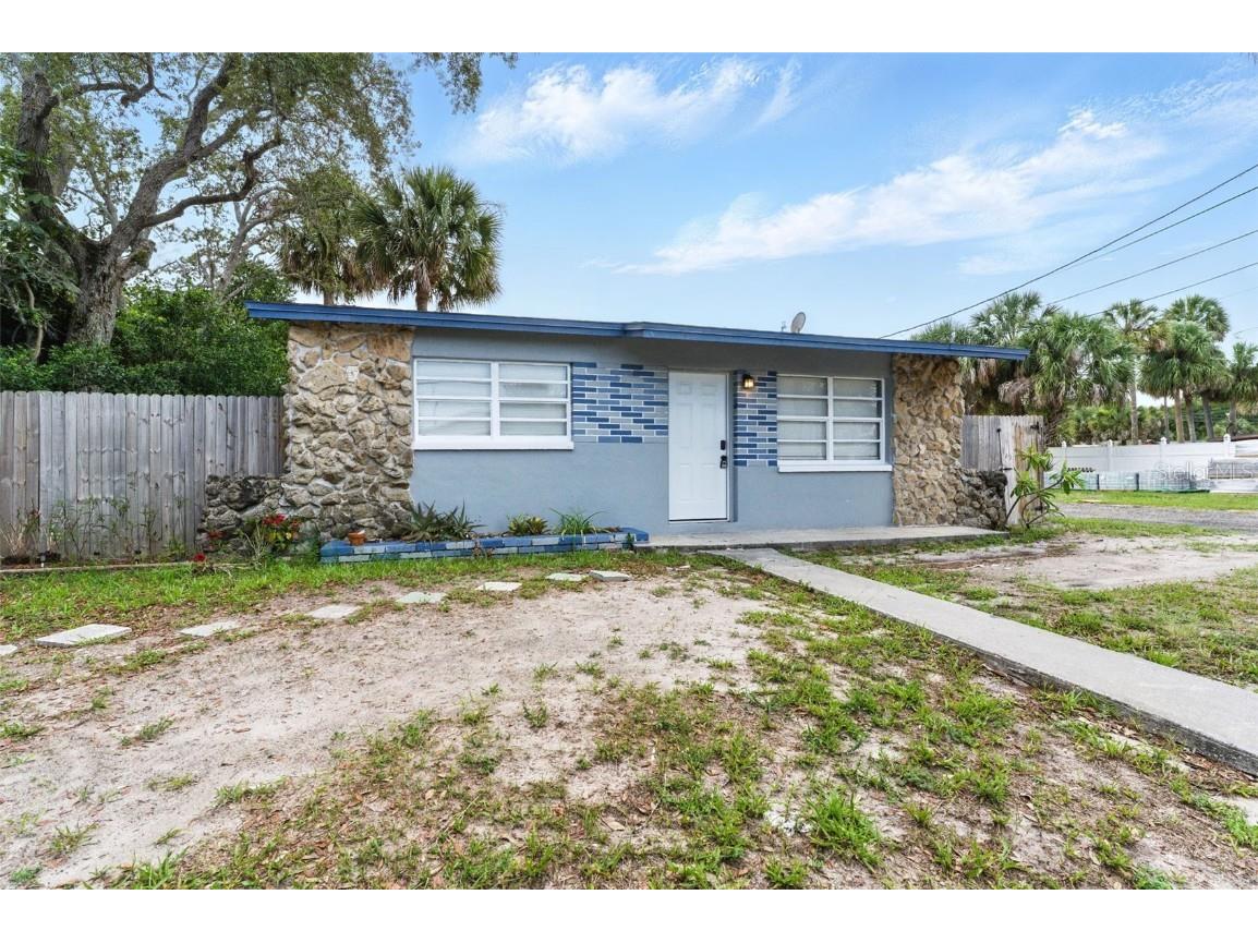 1824 Bunche Street Melbourne FL 32935 O6312899 image1