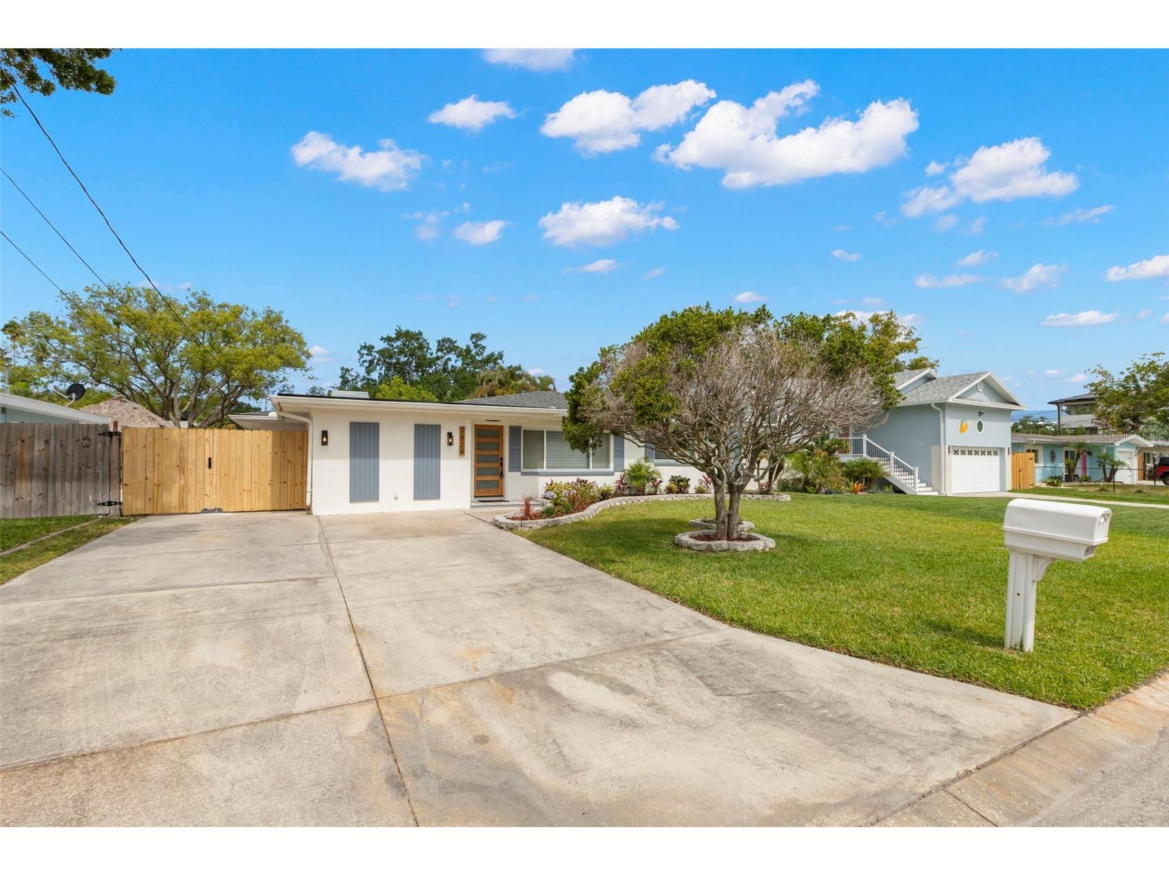 1824 Douglas Avenue Dunedin FL 34698 TB8503351 image32