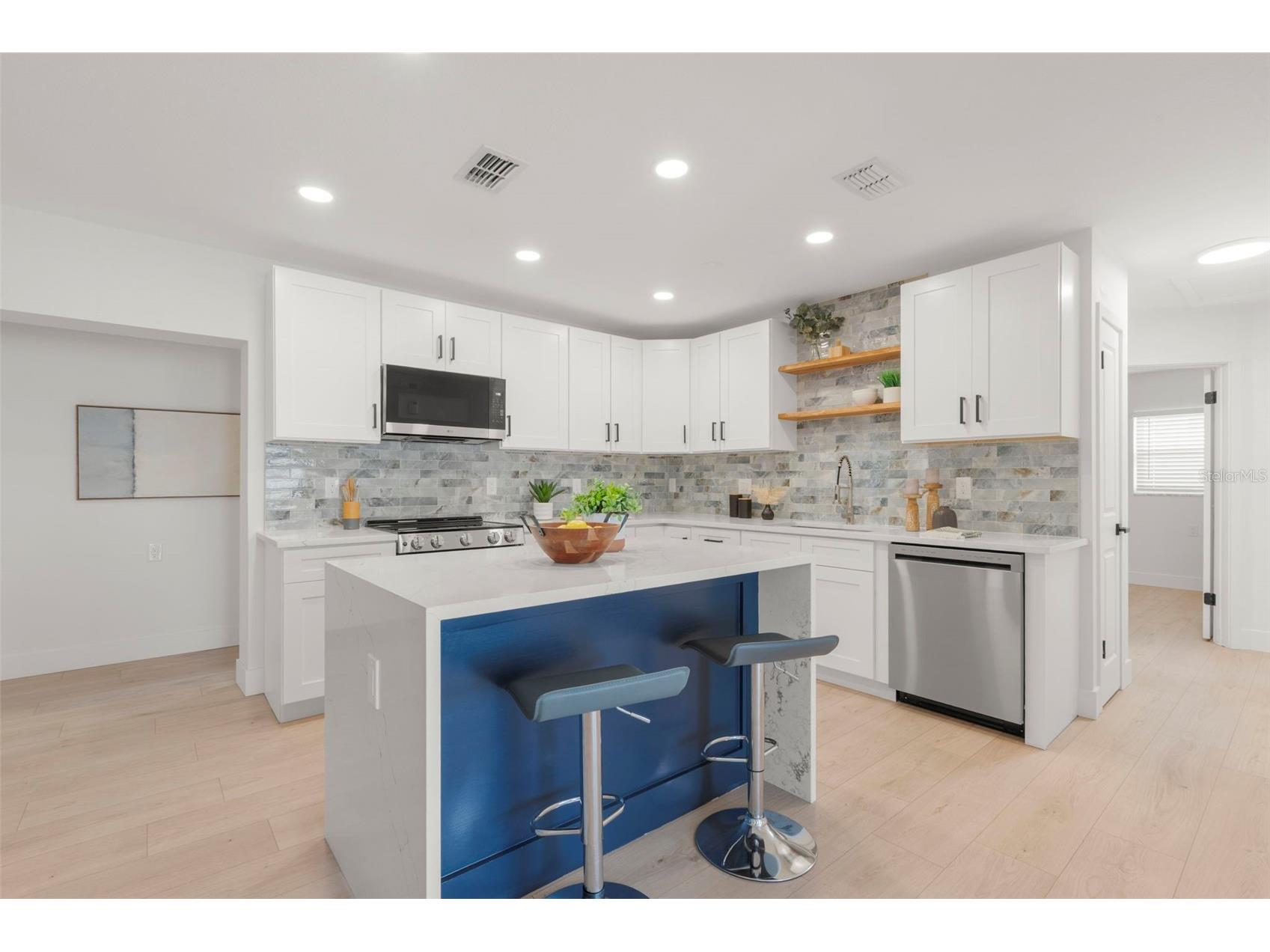 1824 Douglas Avenue Dunedin FL 34698 TB8503351 image8
